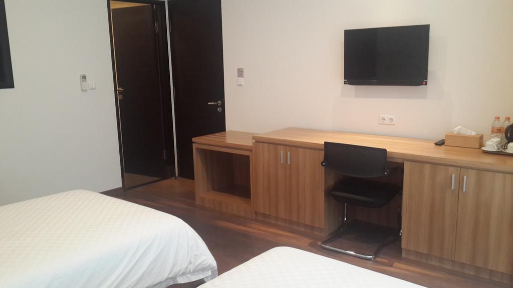 Dago Teuku Angkasa 14 Hotel Bandung Værelse billede