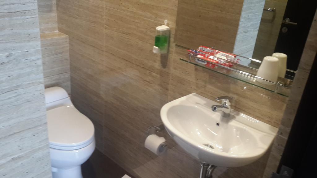 Dago Teuku Angkasa 14 Hotel Bandung Værelse billede